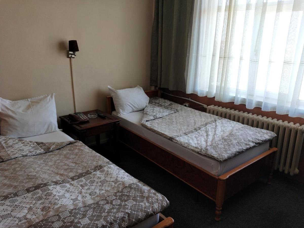 Otel Cinar Erzurum Exterior photo